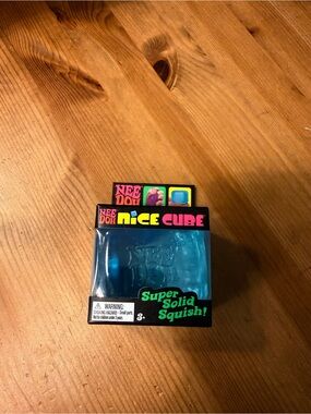 NeeDoh Nice Cube Blue - Super Solid Squish